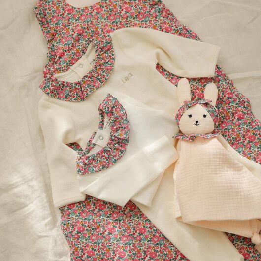 Liberty Fabric Sleeping Bag, ENVIE DE FRAISE white